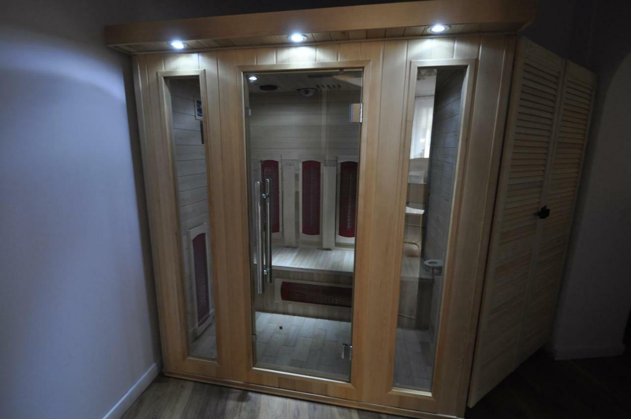 Wild Solutions Sauna Apartments Cracóvia Exterior foto